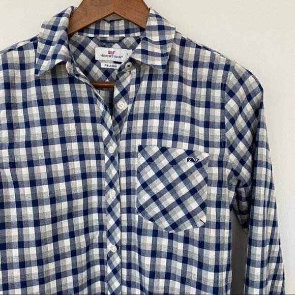 Vineyard Vines Tops - Vineyard Vines plaid button down shirt,  relaxed fit, flannel